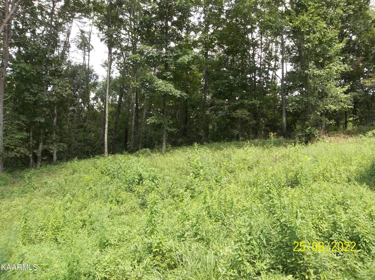 374 Vista Drive - Photo 1