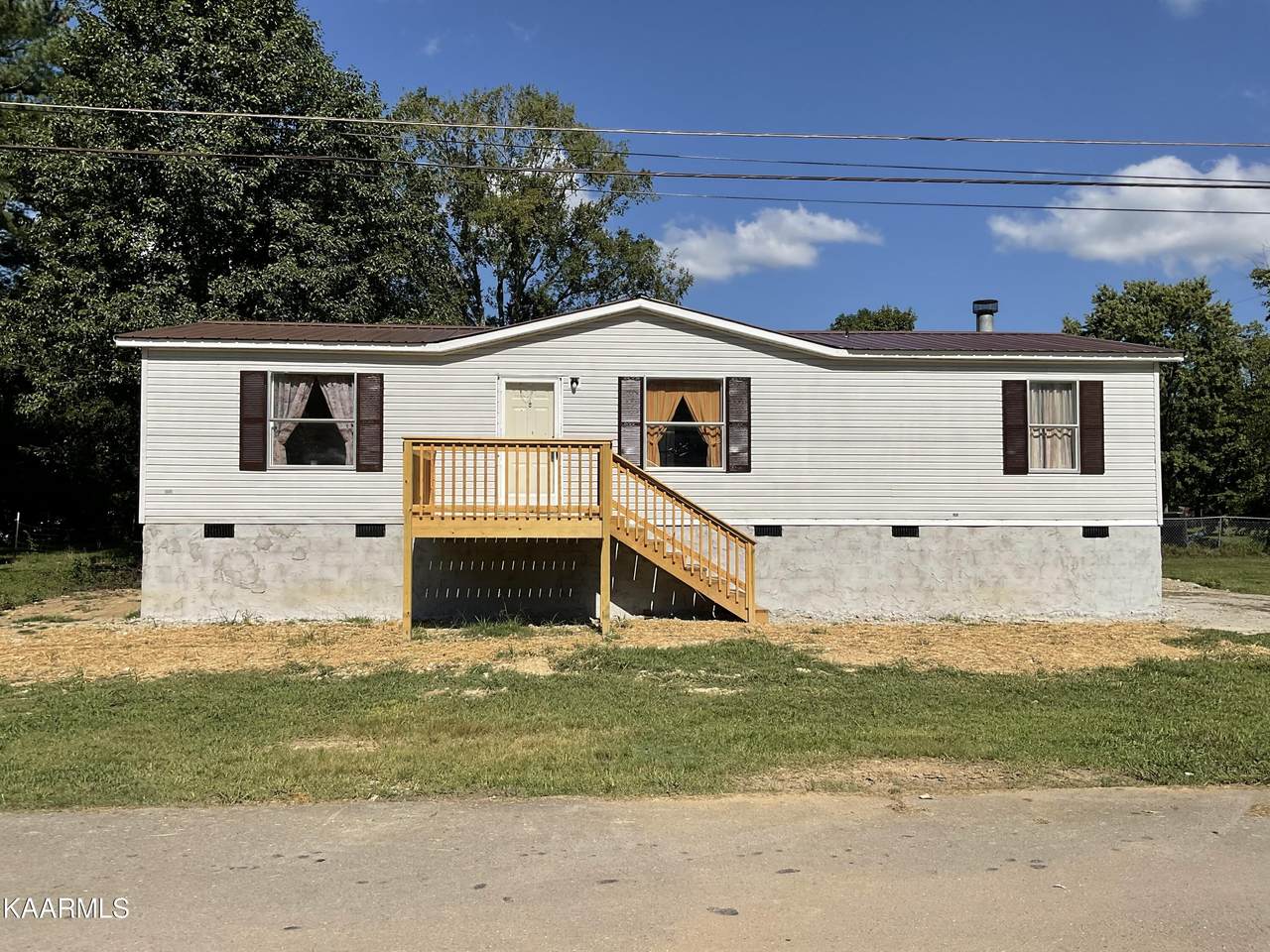 141 Short St - Photo 1