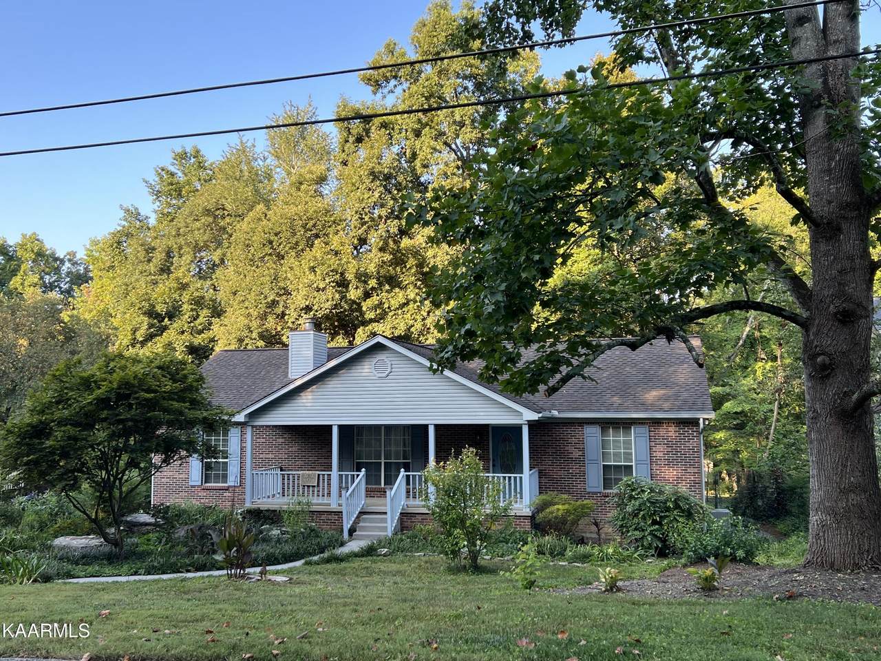 613 Banbury Rd - Photo 1