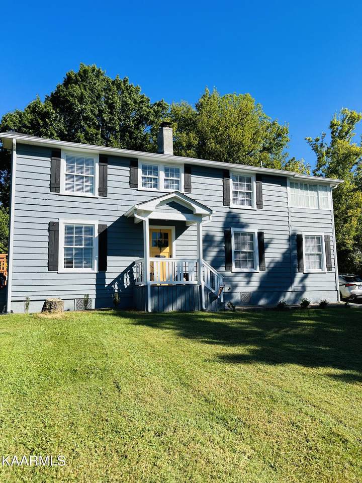 2647 Woodrow Drive - Photo 1