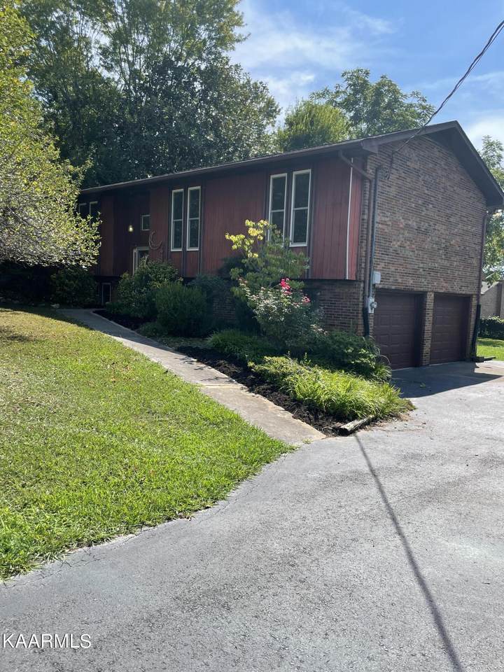 617 Keck St - Photo 1