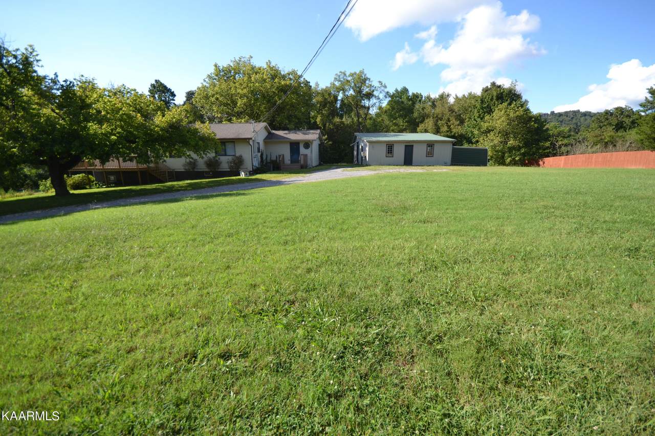 6121 Tazewell Pike - Photo 1