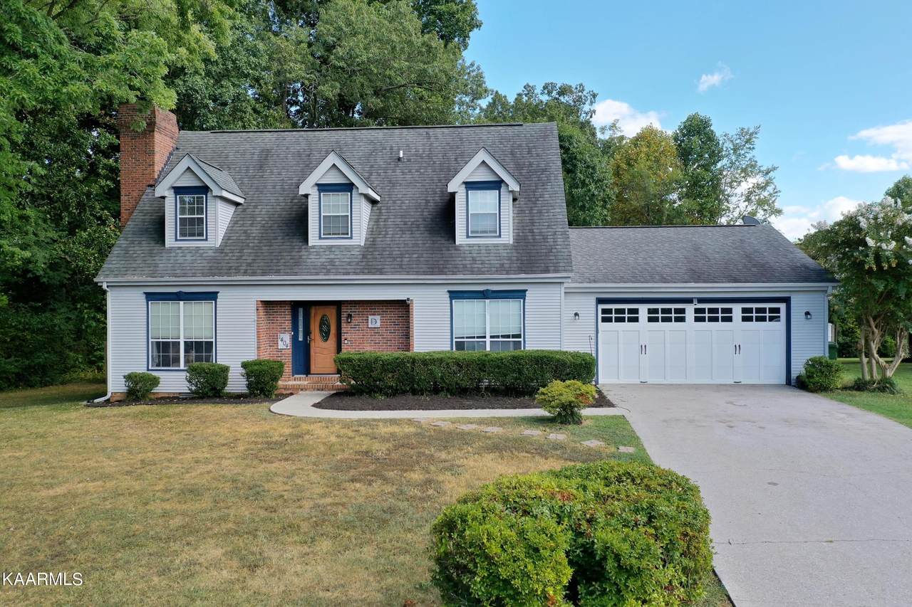 1404 Wilshire Place - Photo 1