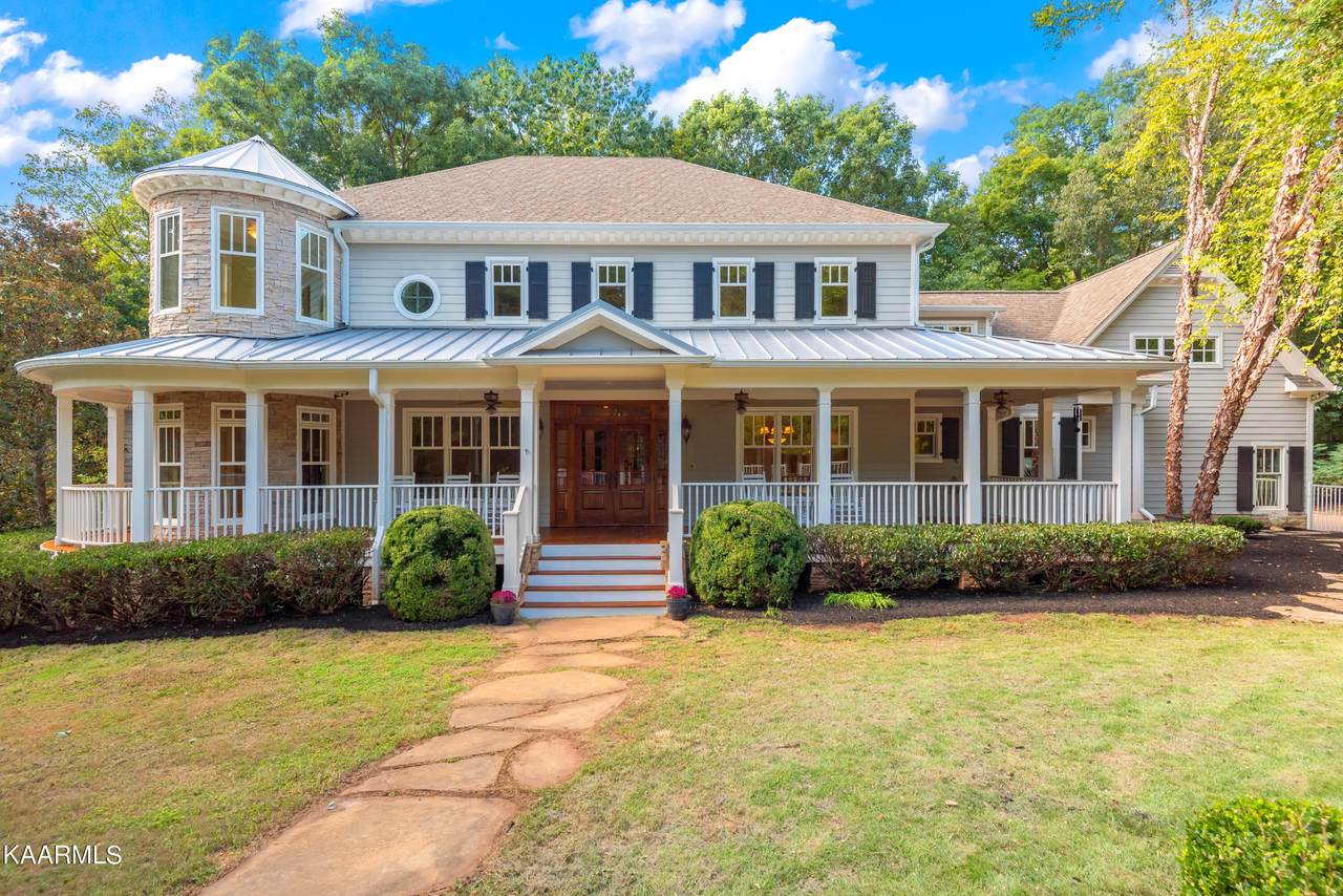 2627 Garnett Woods Way - Photo 1
