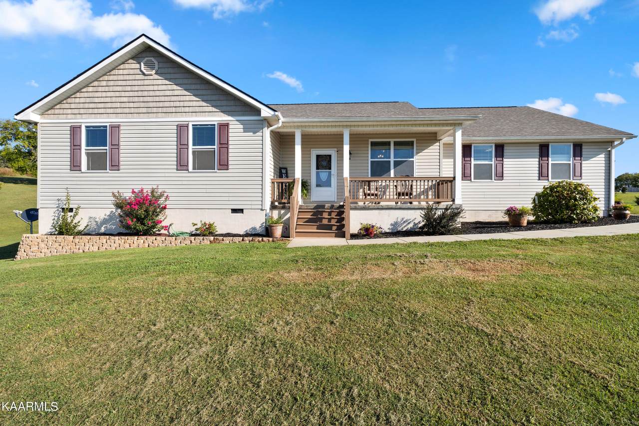 820 Kodak Rd - Photo 1