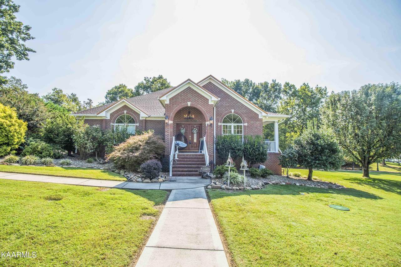 183 Hartford Village Way - Photo 1