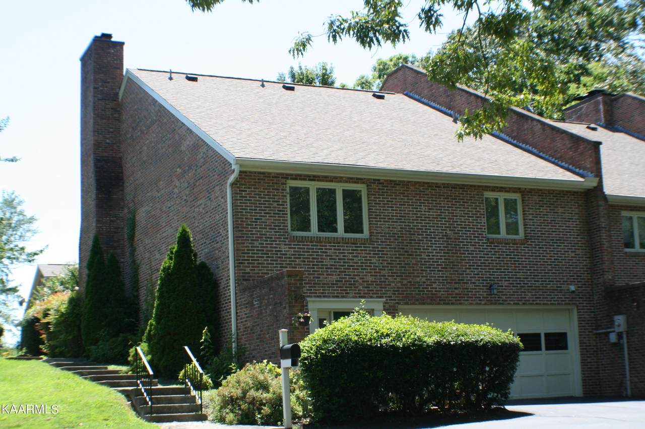 505 Selkirk Drive - Photo 1