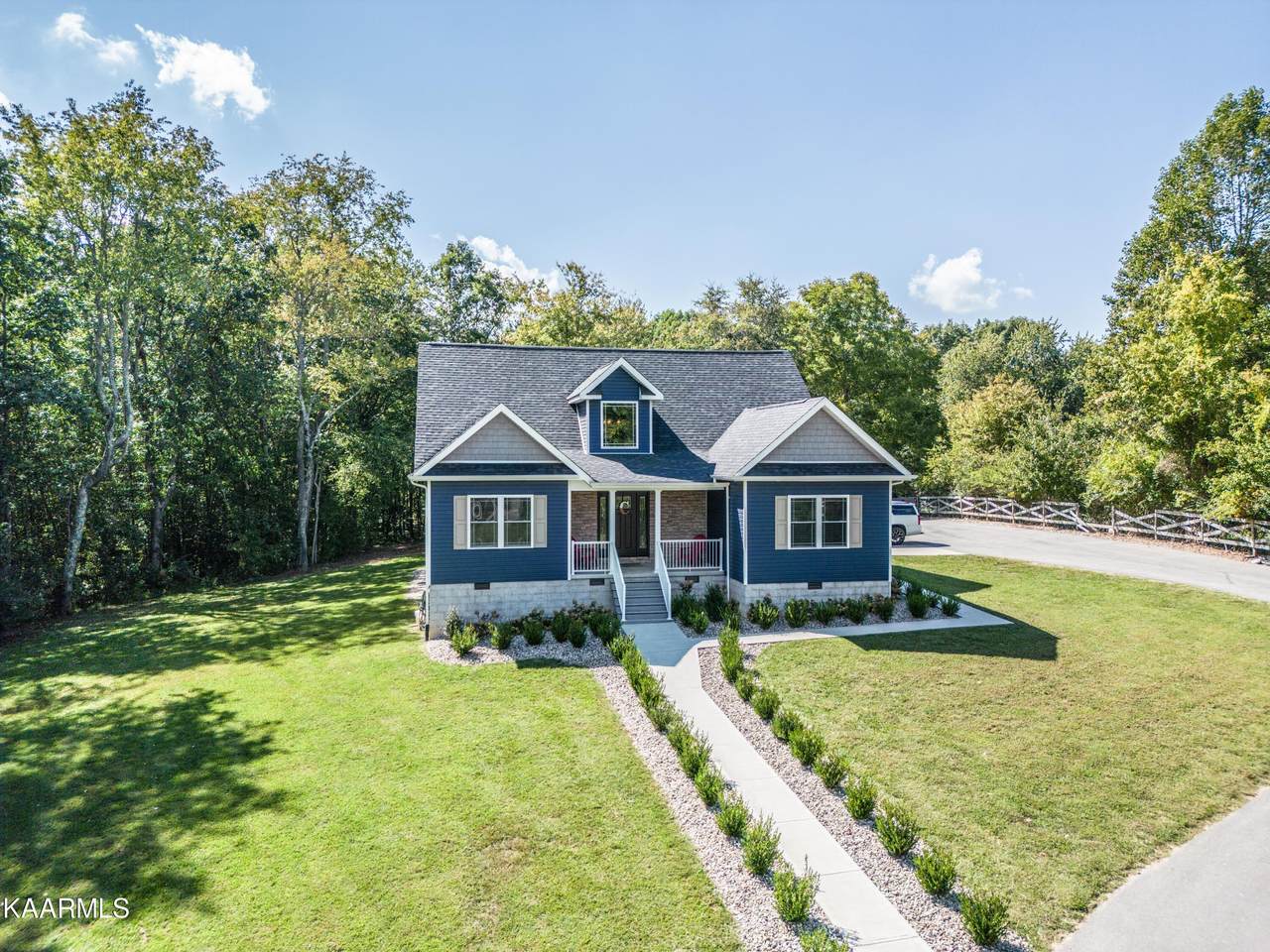 1020 Allardt Hwy - Photo 1