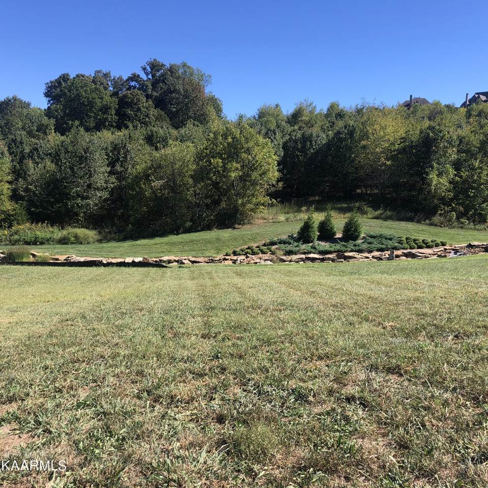 330 Barnsley Rd - Photo 1