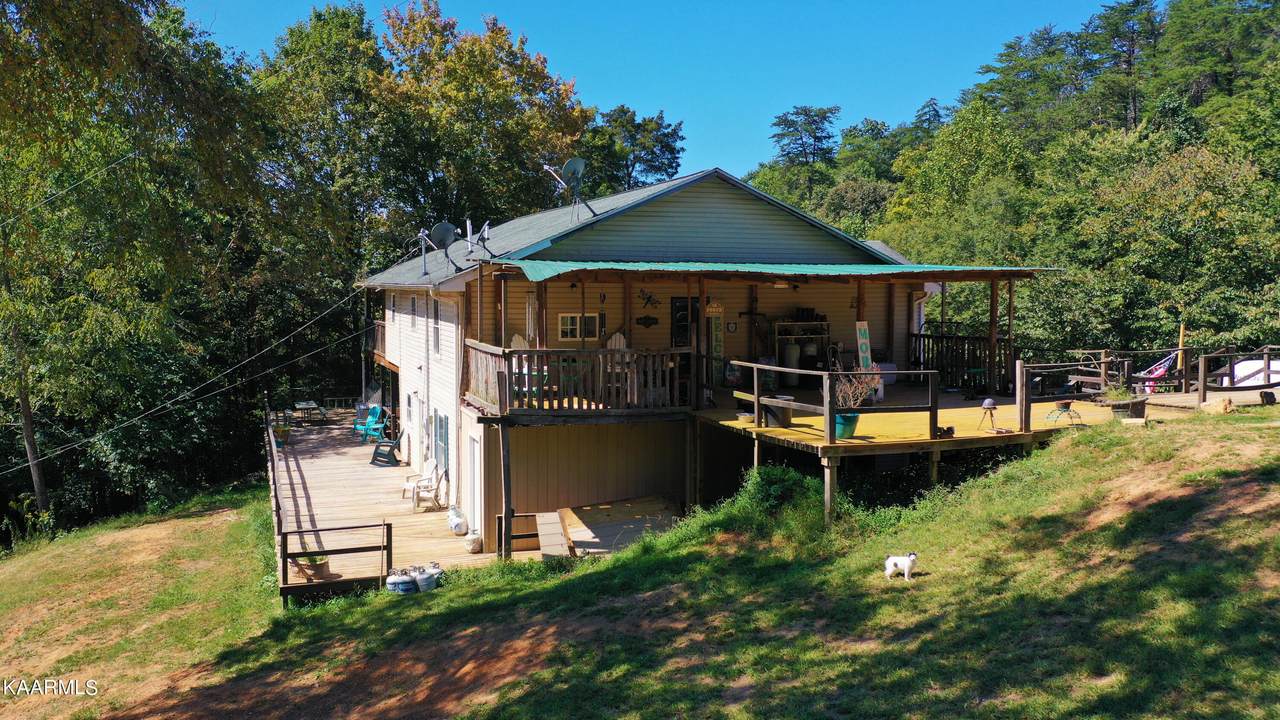 1143 Smith Hollow Rd - Photo 1
