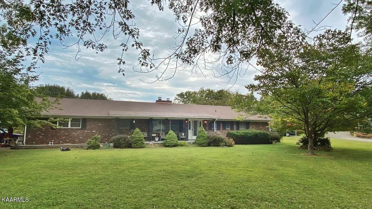 419 Barberry Drive - Photo 1