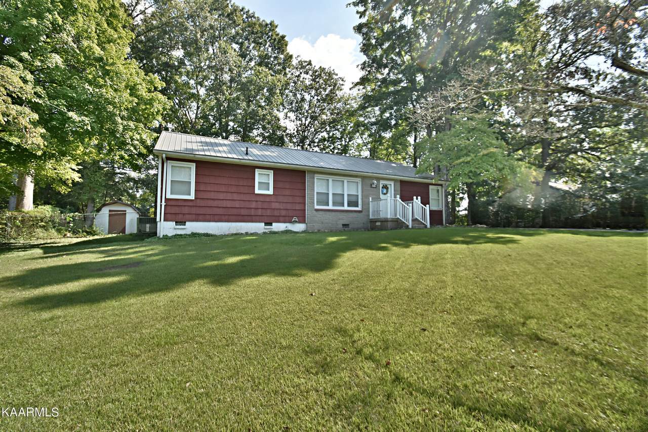 106 Oak Lane - Photo 1