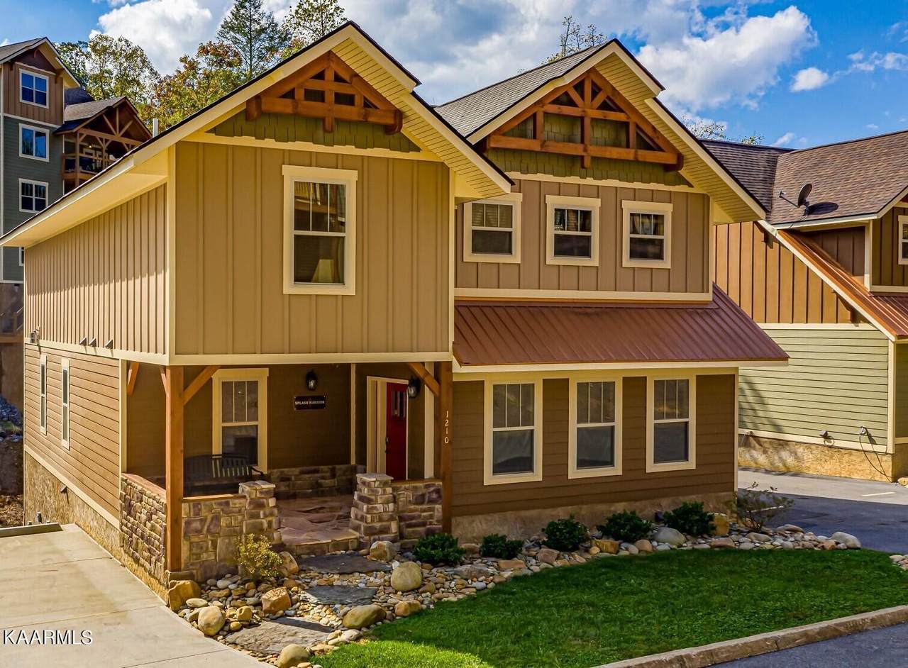 1210 Bianca Way - Photo 1