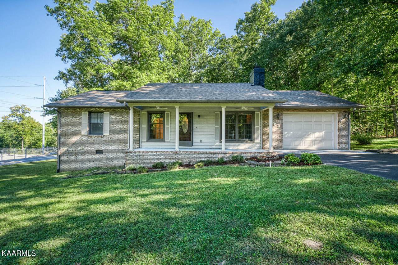 103 Sheffield Drive - Photo 1