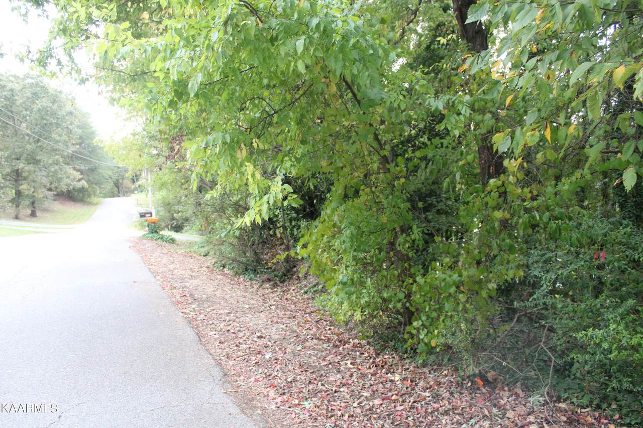 Highland Drive - Photo 1