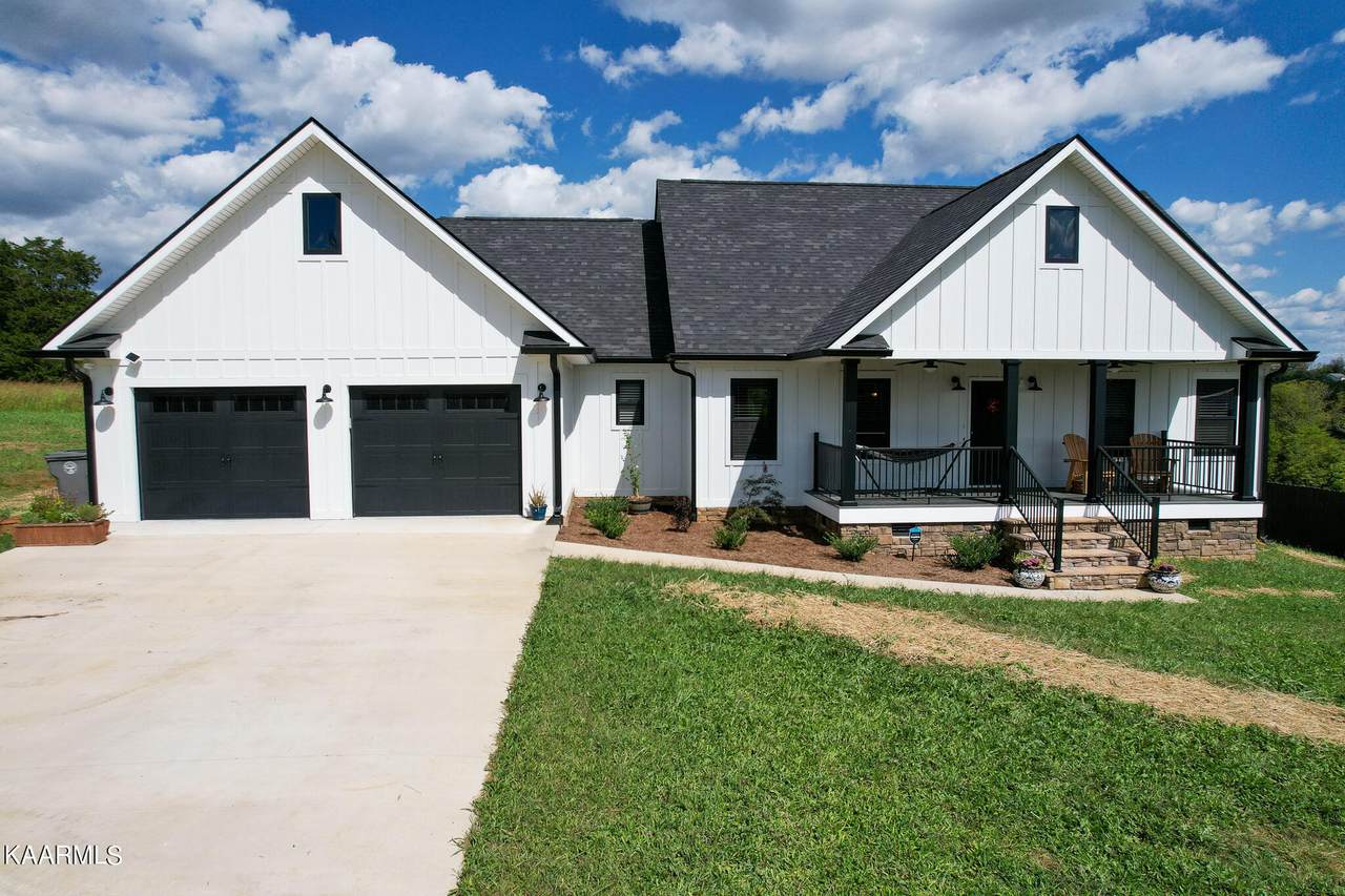 2035 Erwin Hwy - Photo 1
