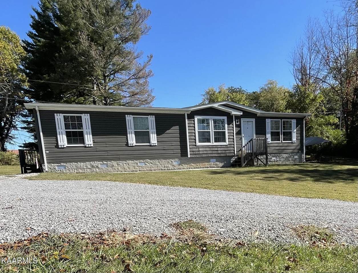 410 Chestnut St - Photo 1