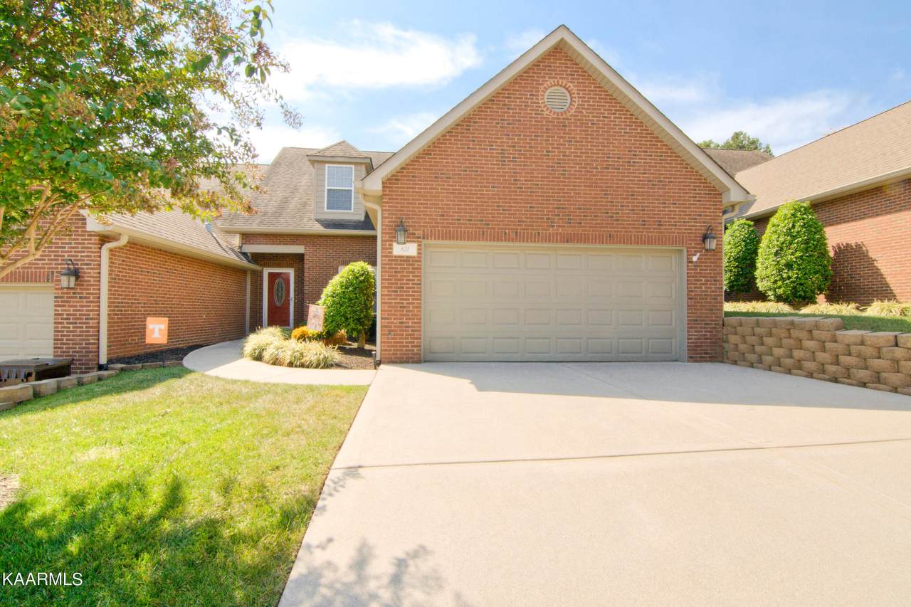 621 Meadow Walk Lane - Photo 1