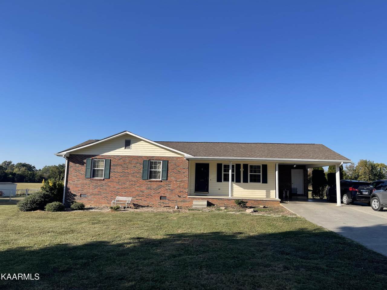 141 Oliver Drive - Photo 1
