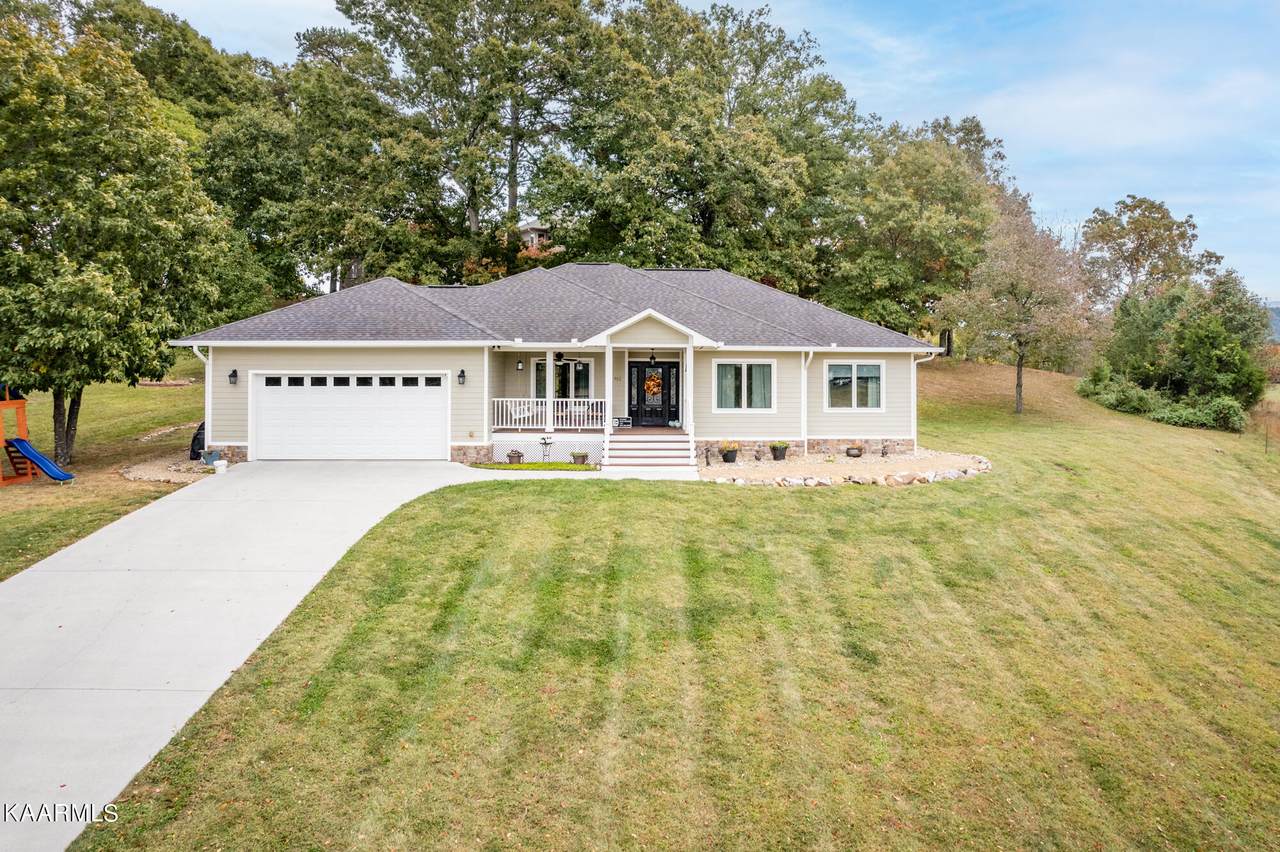 912 Boardly Hills Blvd - Photo 1