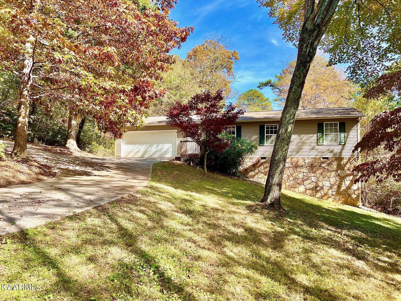 1712 Paris Rd - Photo 1