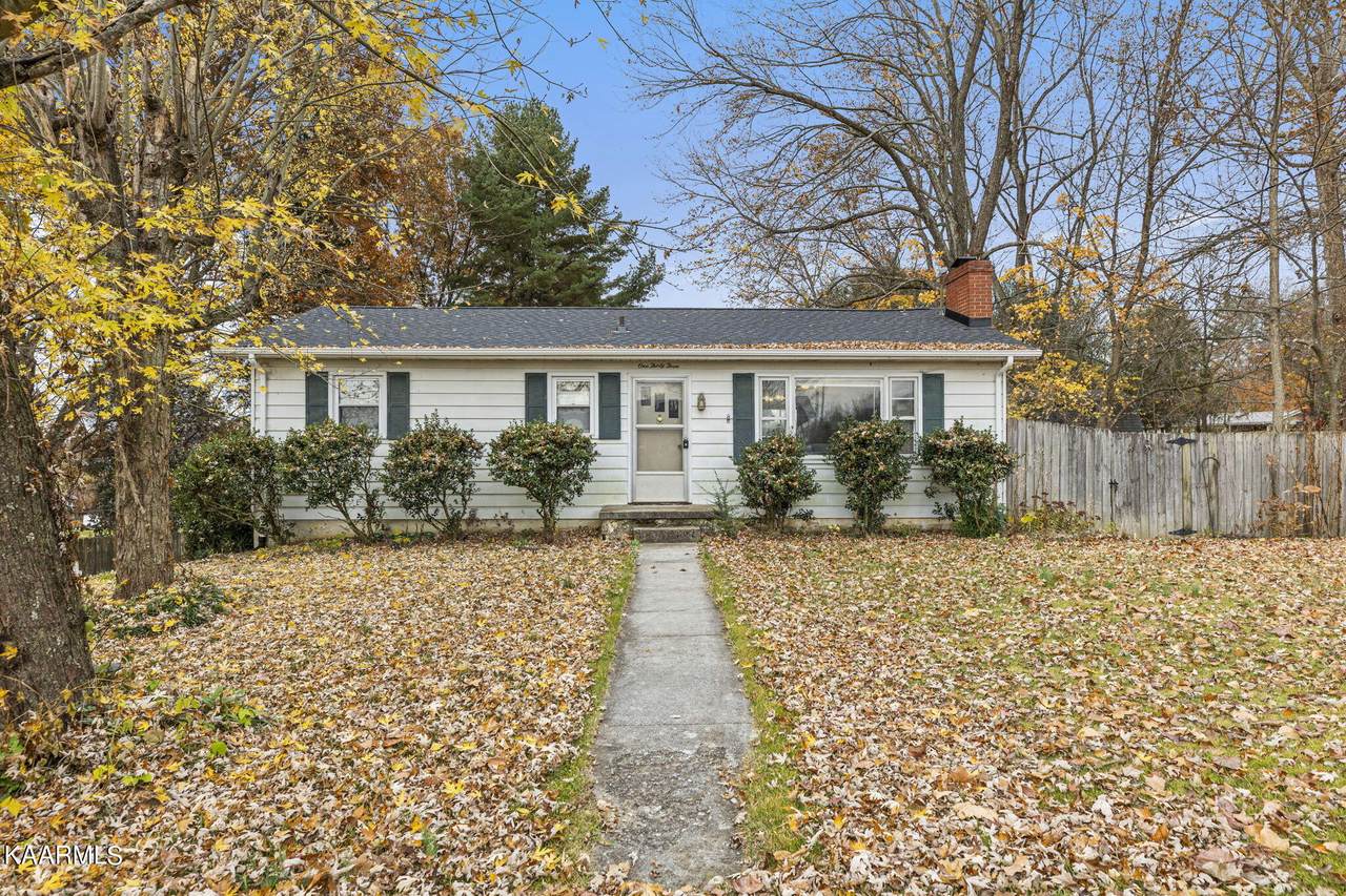 133 Crescent Drive - Photo 1