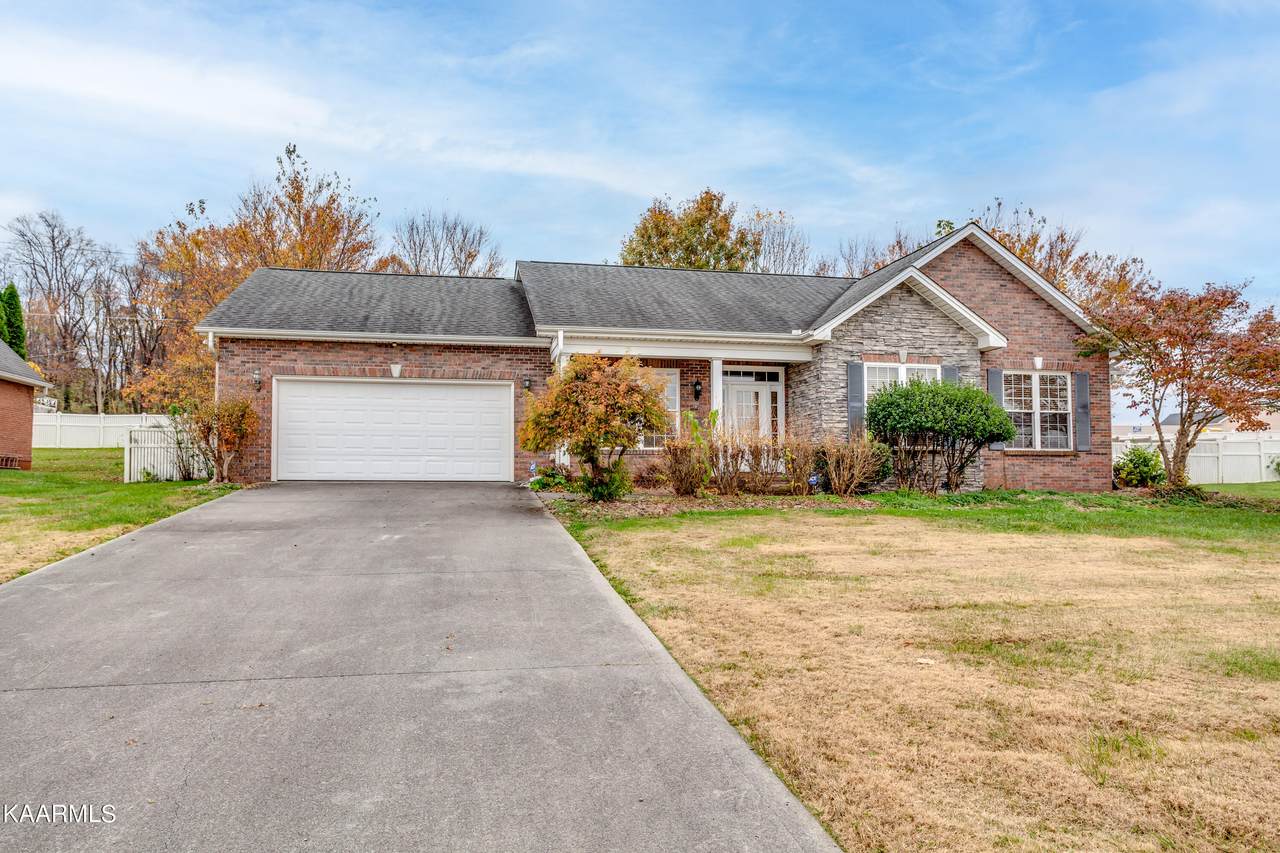 2139 Bryson Court - Photo 1