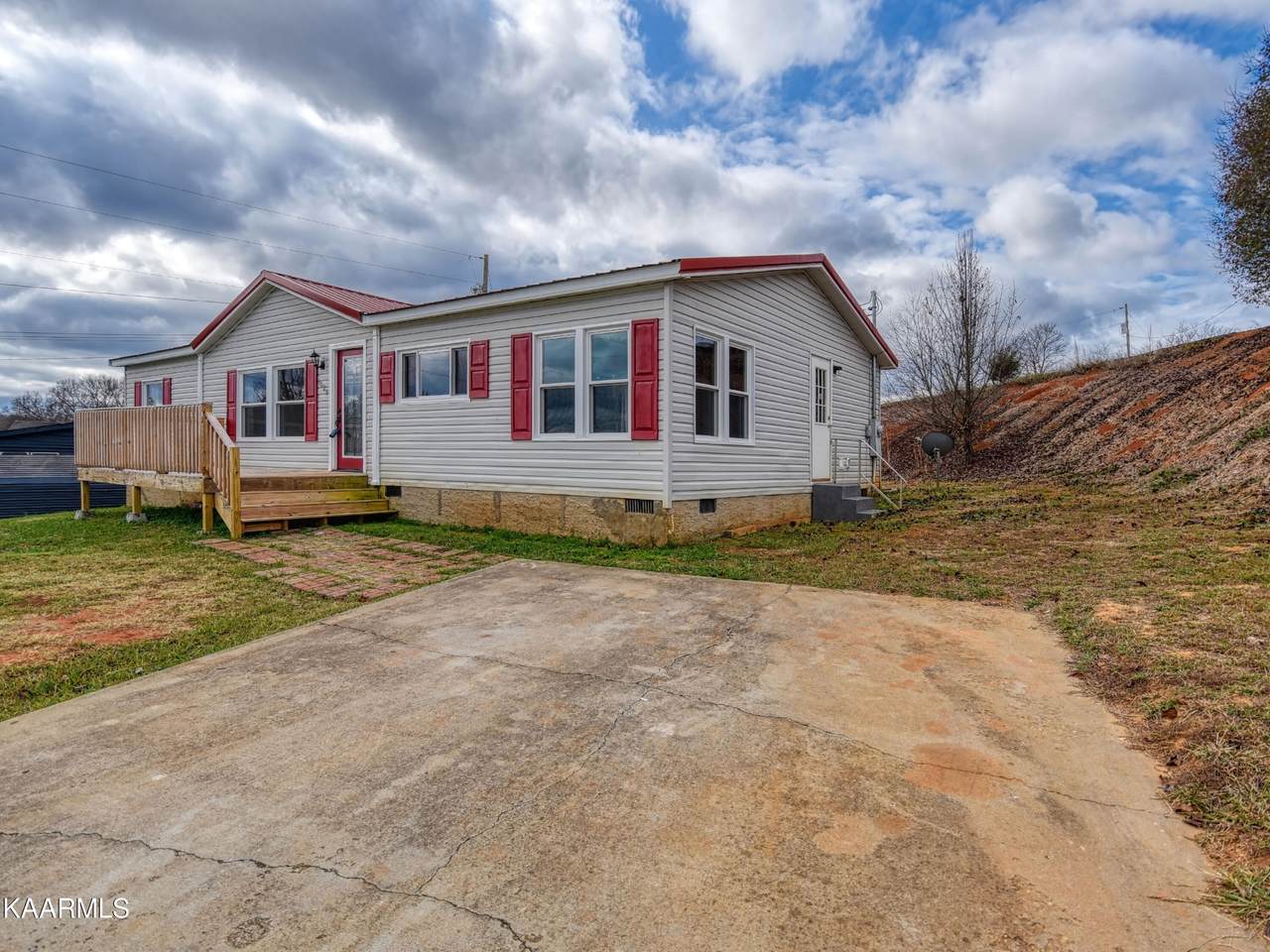 1029 Hershey Drive - Photo 1
