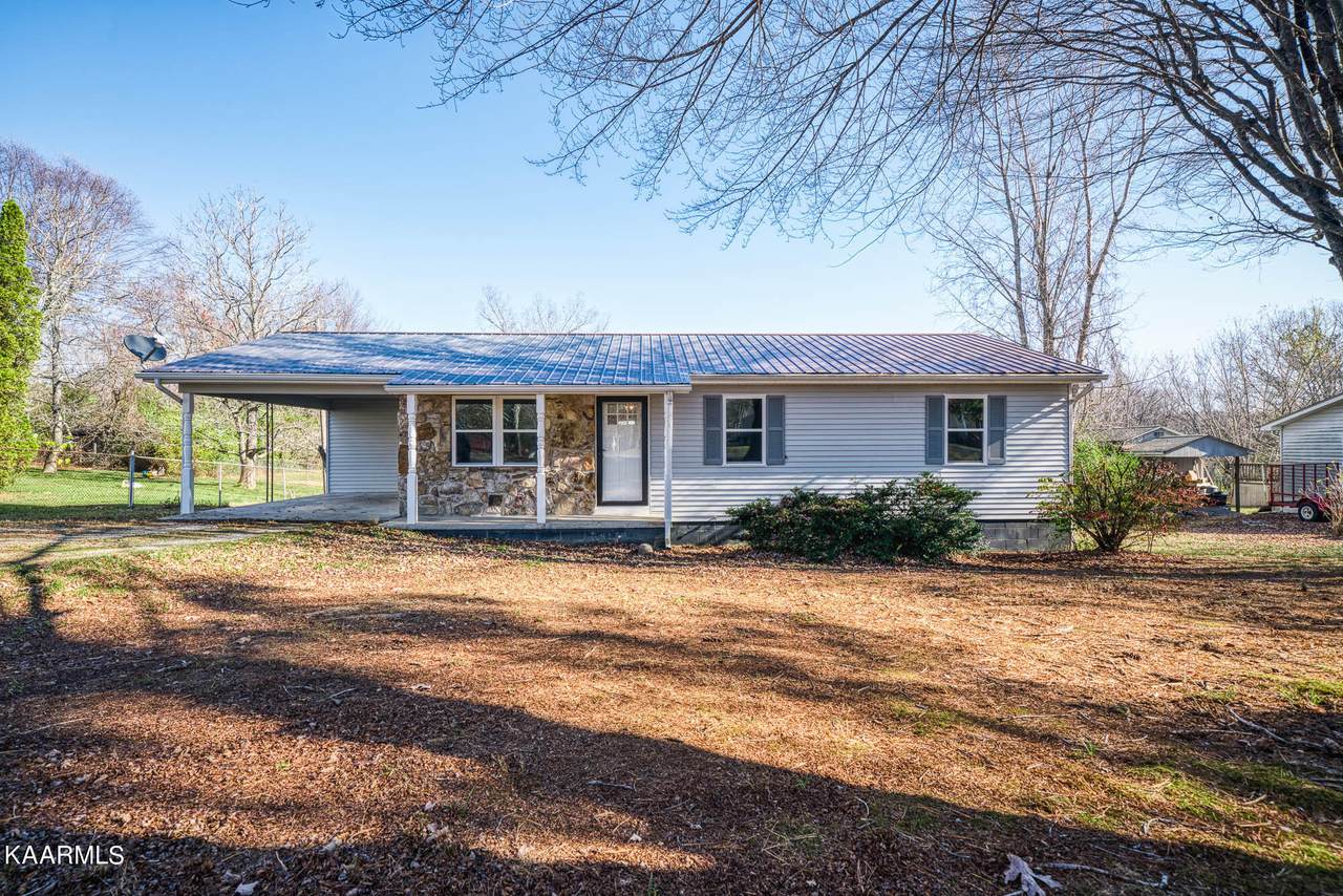 106 Sherman Drive - Photo 1
