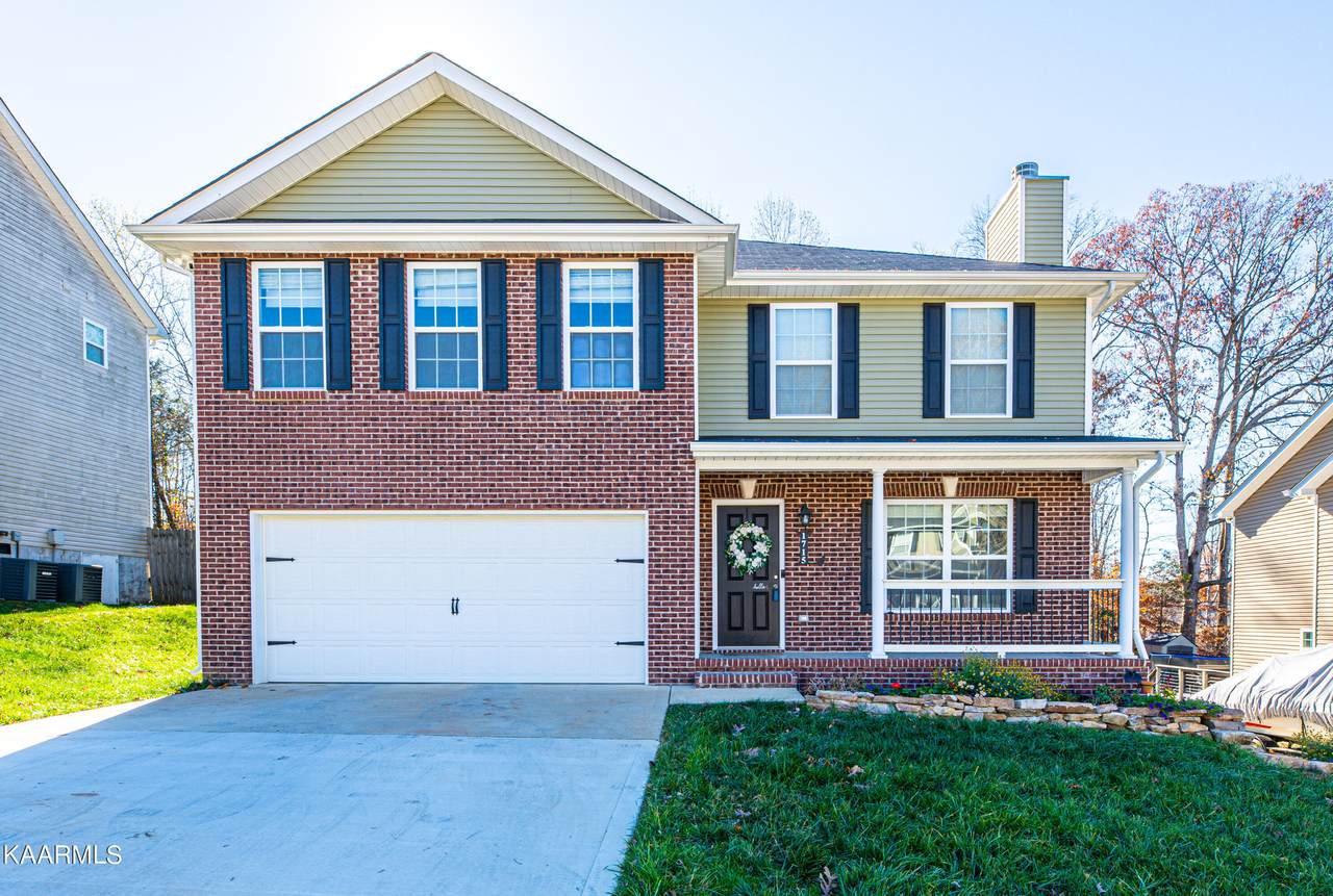 1715 Thebes Lane - Photo 1
