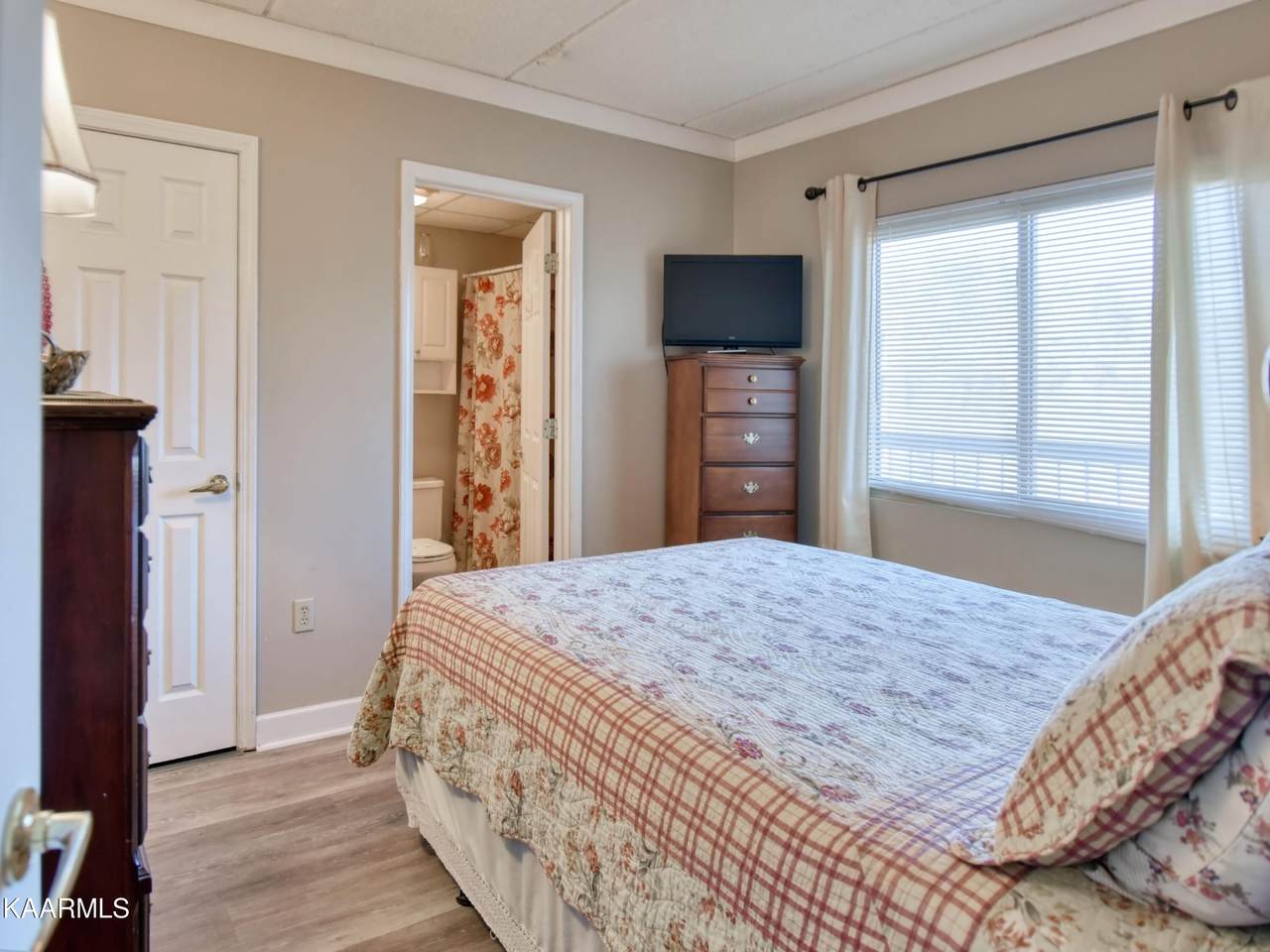 102 Baskins Creek - Photo 1