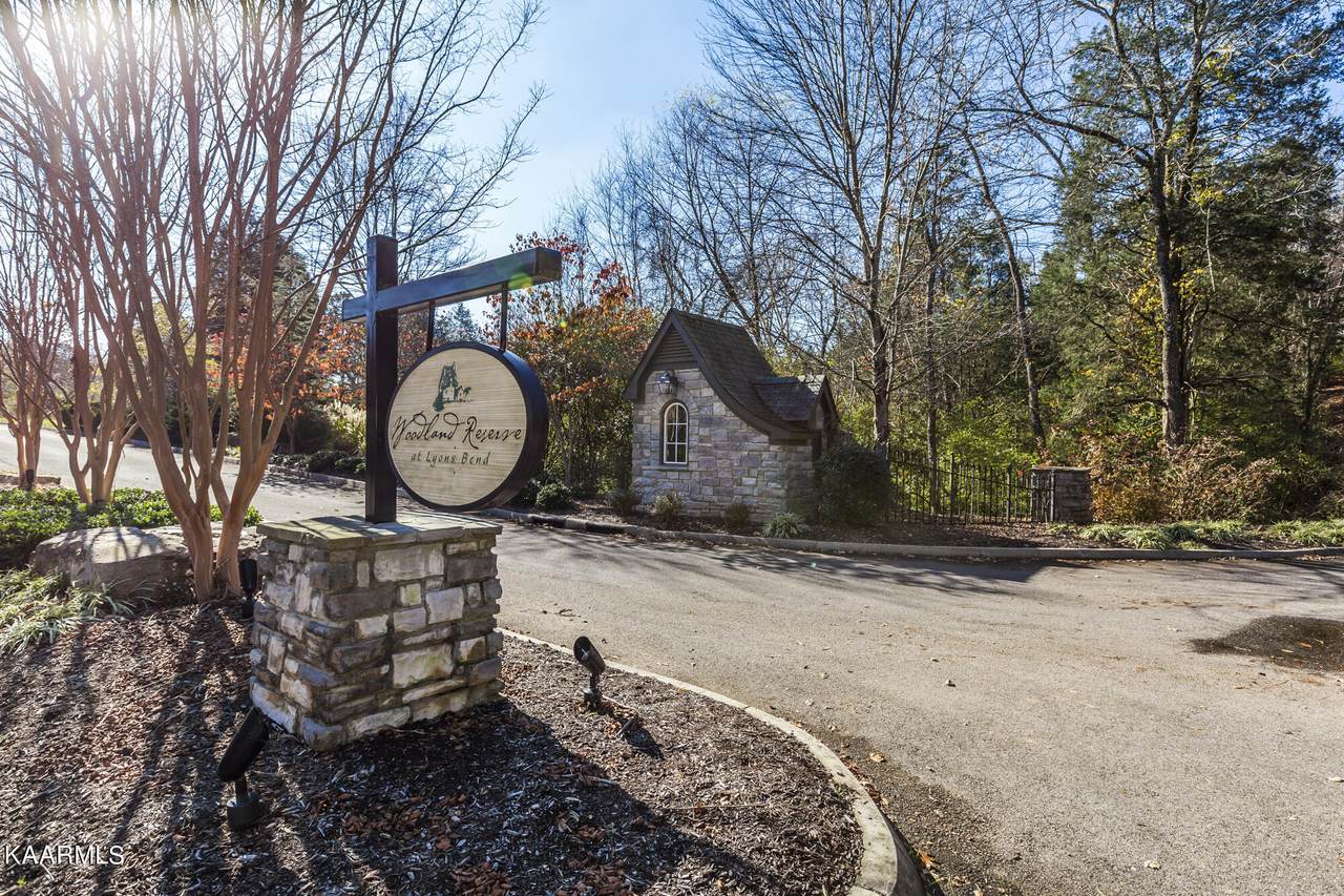 2525 Woodland Reserve Lane - Photo 1