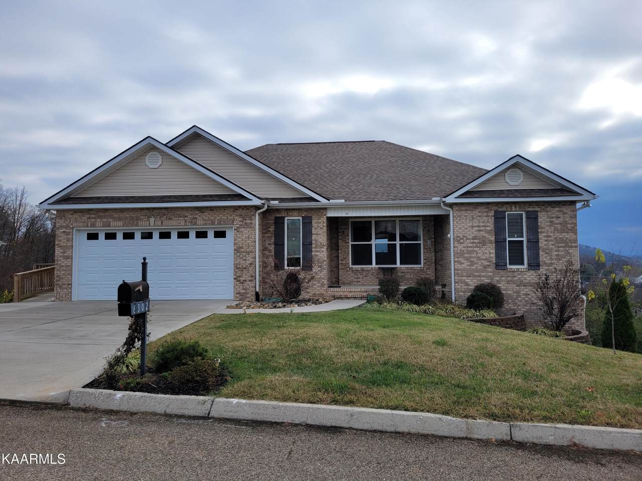 6302 Lantern Ridge Lane - Photo 1