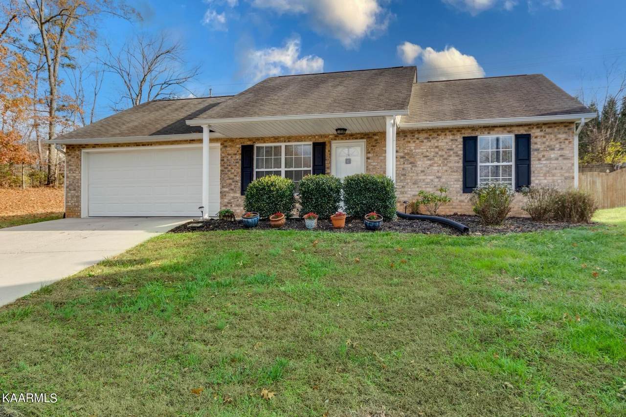 730 Drakewood Rd - Photo 1