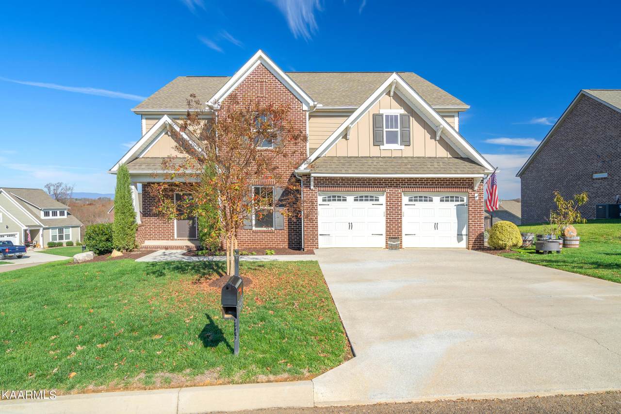 10849 Hunters Knoll Lane - Photo 1