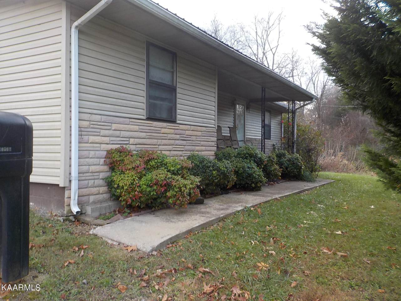 9824 Asheville Hwy - Photo 1
