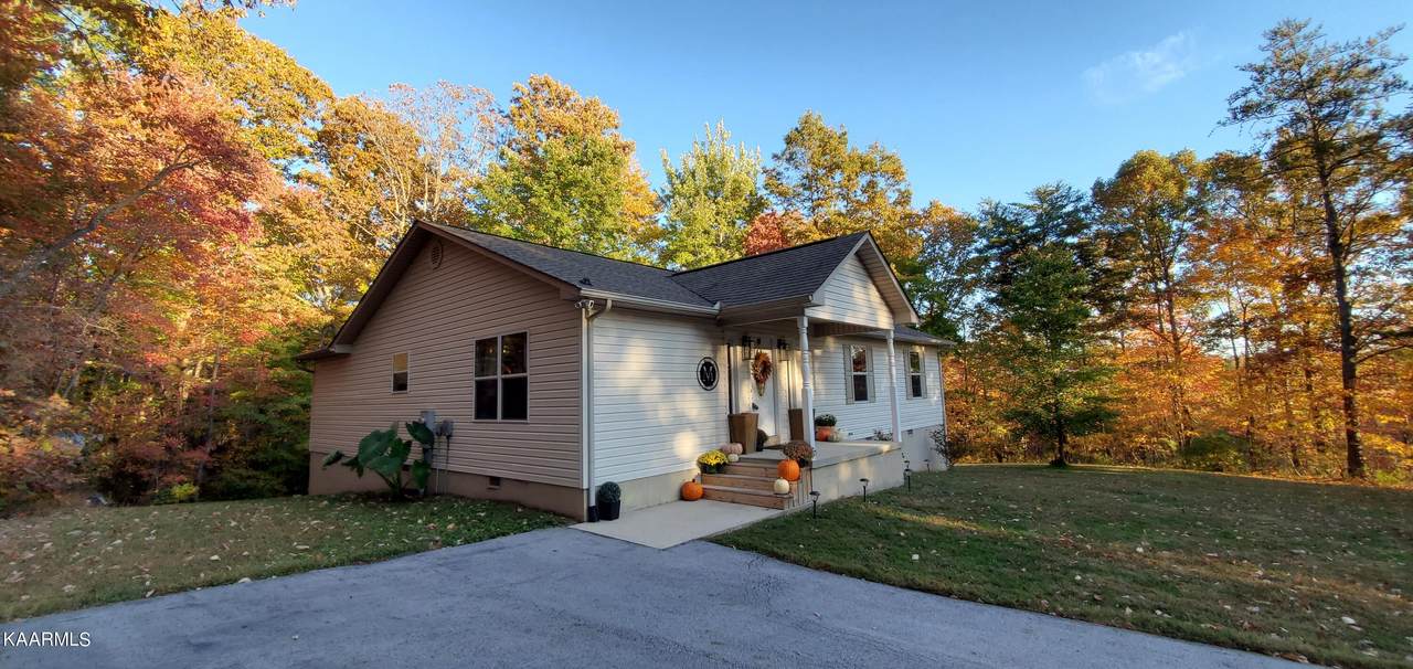 505 T Rd - Photo 1