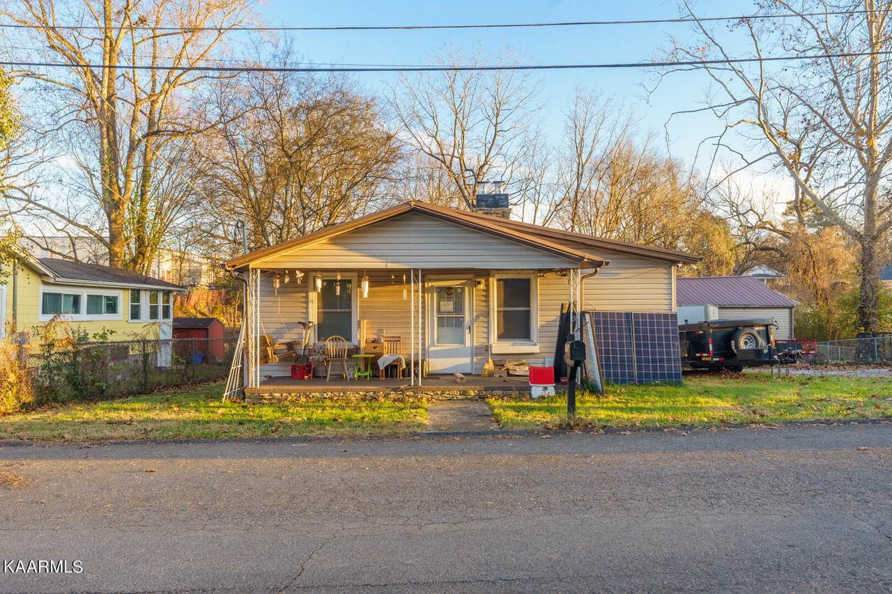 226 Buckner Ave - Photo 1