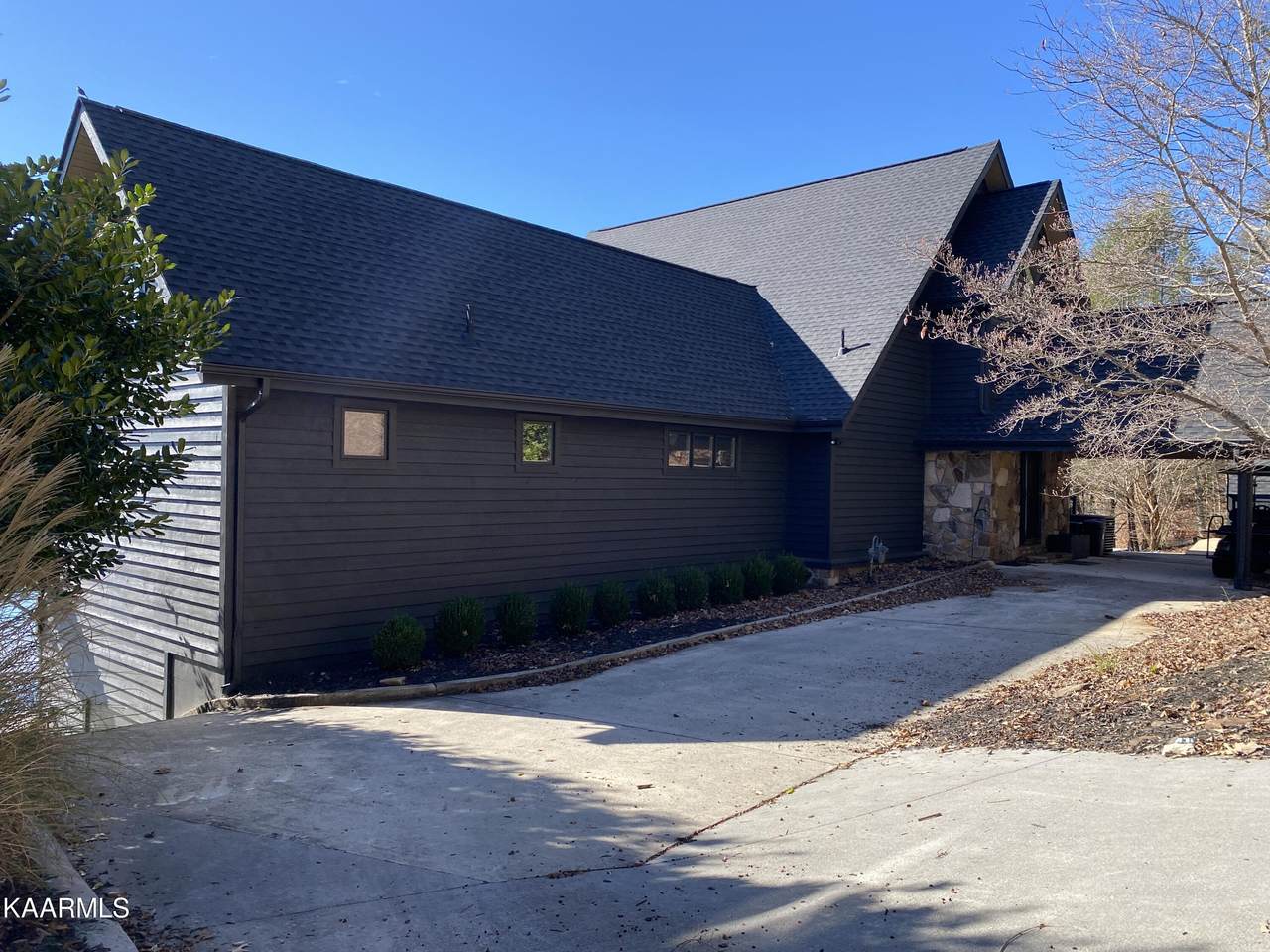 1642 Deerfield Way - Photo 1