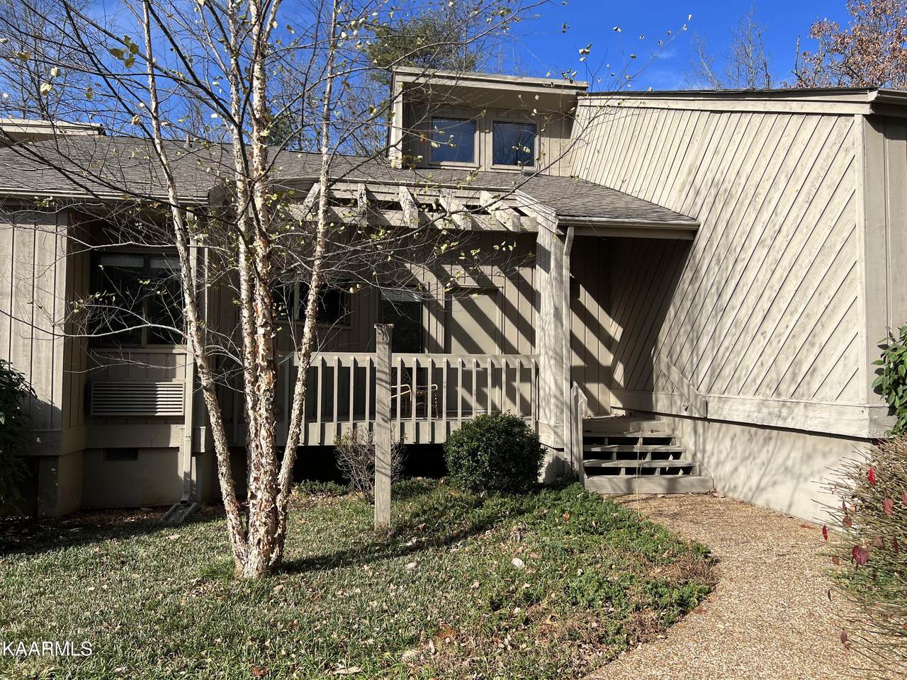 139 Eagle Ct. - Photo 1