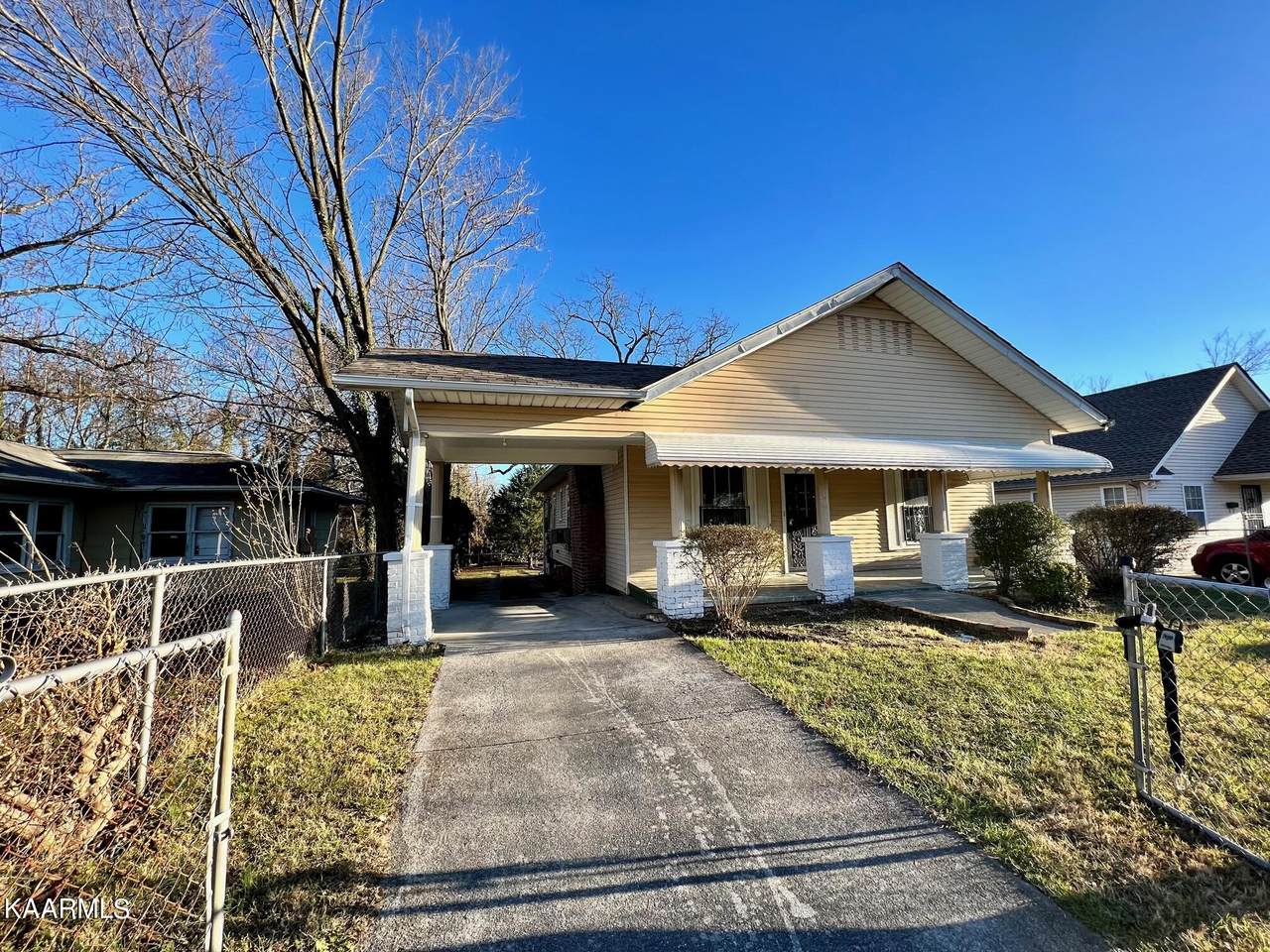 2634 Jefferson Ave - Photo 1