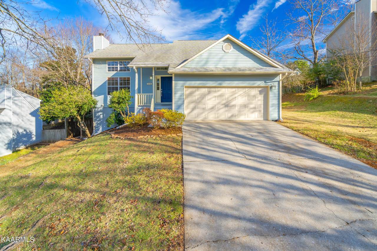 1228 Saybrook Lane - Photo 1