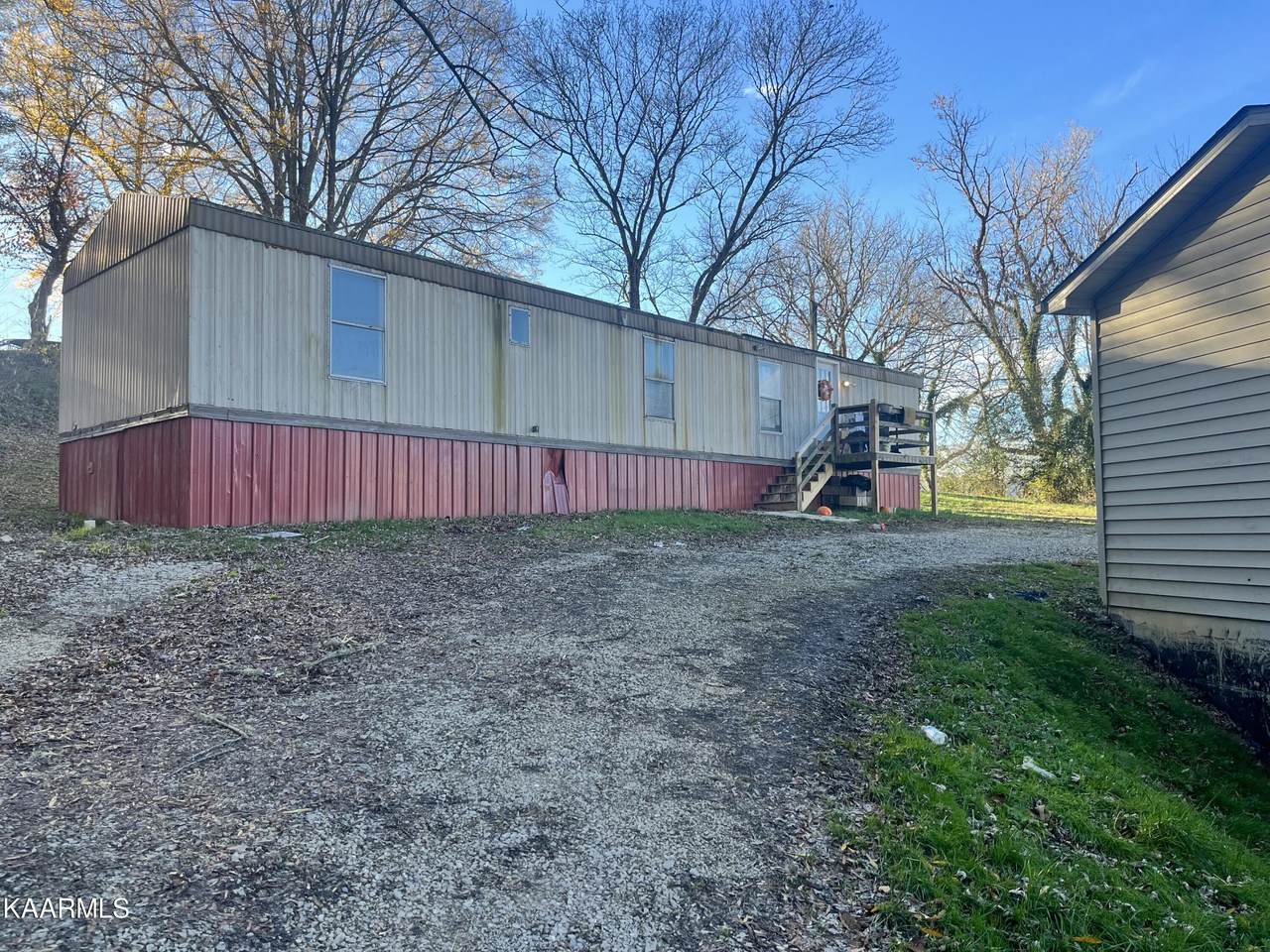 468 Beever St - Photo 1