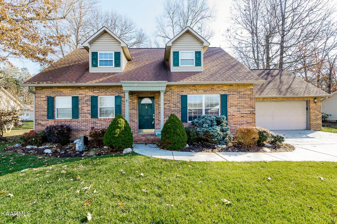 107 Hartford Village Way - Photo 1