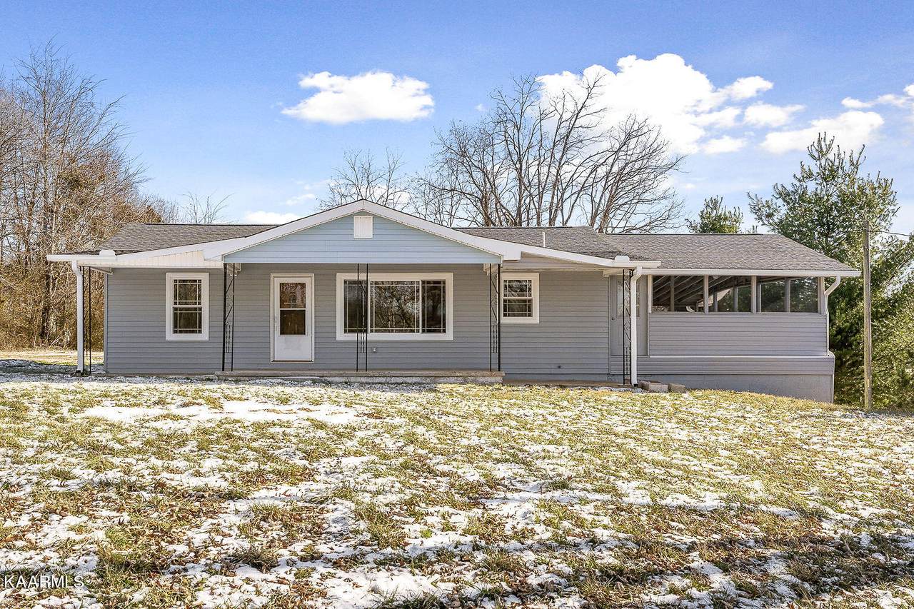 428 Airport Rd - Photo 1