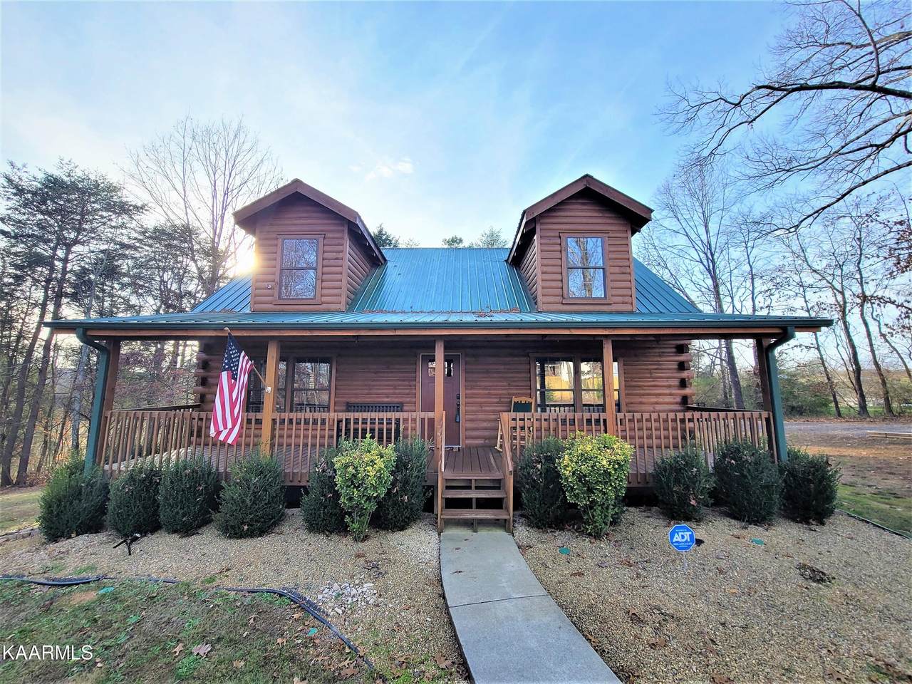 194 Cherokee Cove - Photo 1