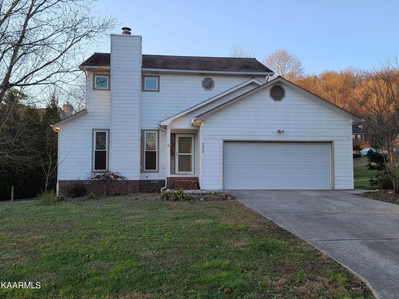 4809 Clairson Drive - Photo 1