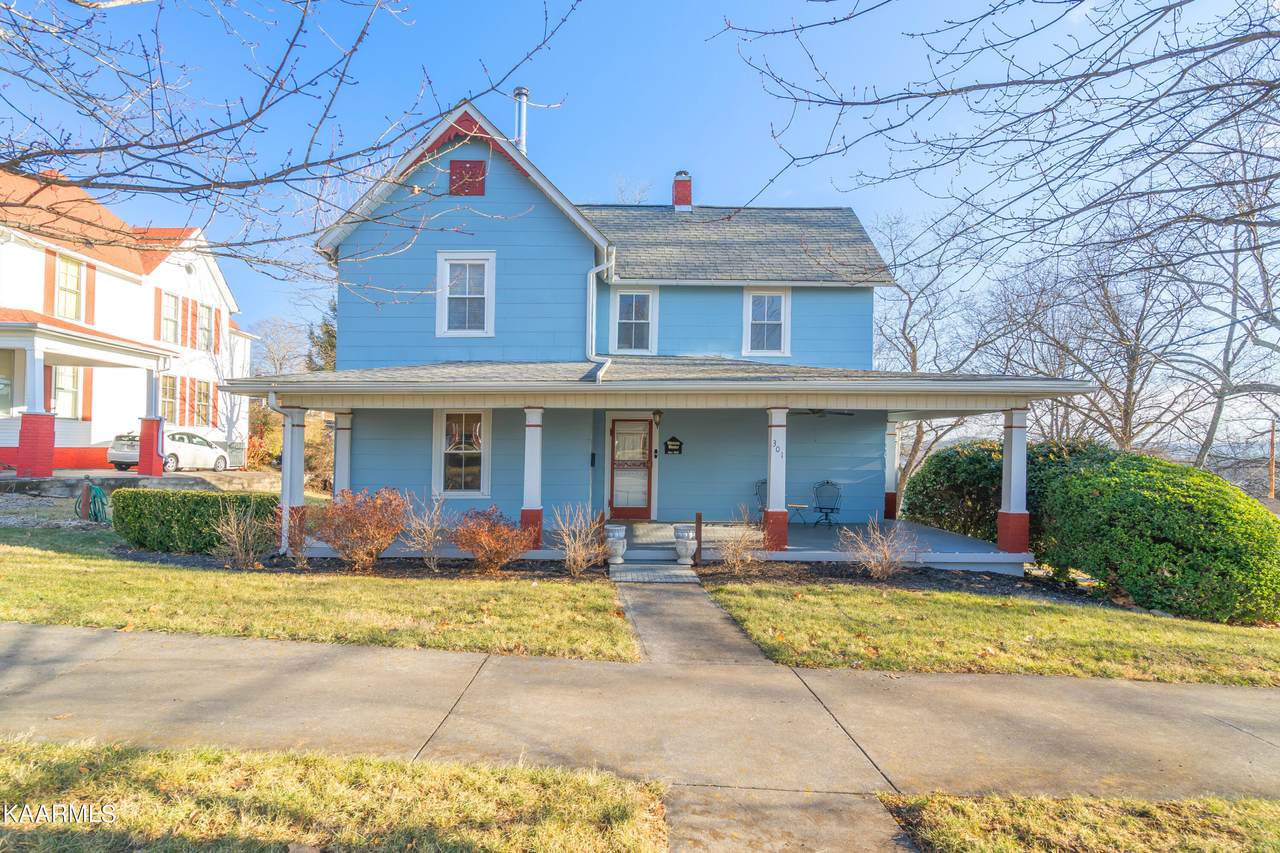 301 Kingston St - Photo 1