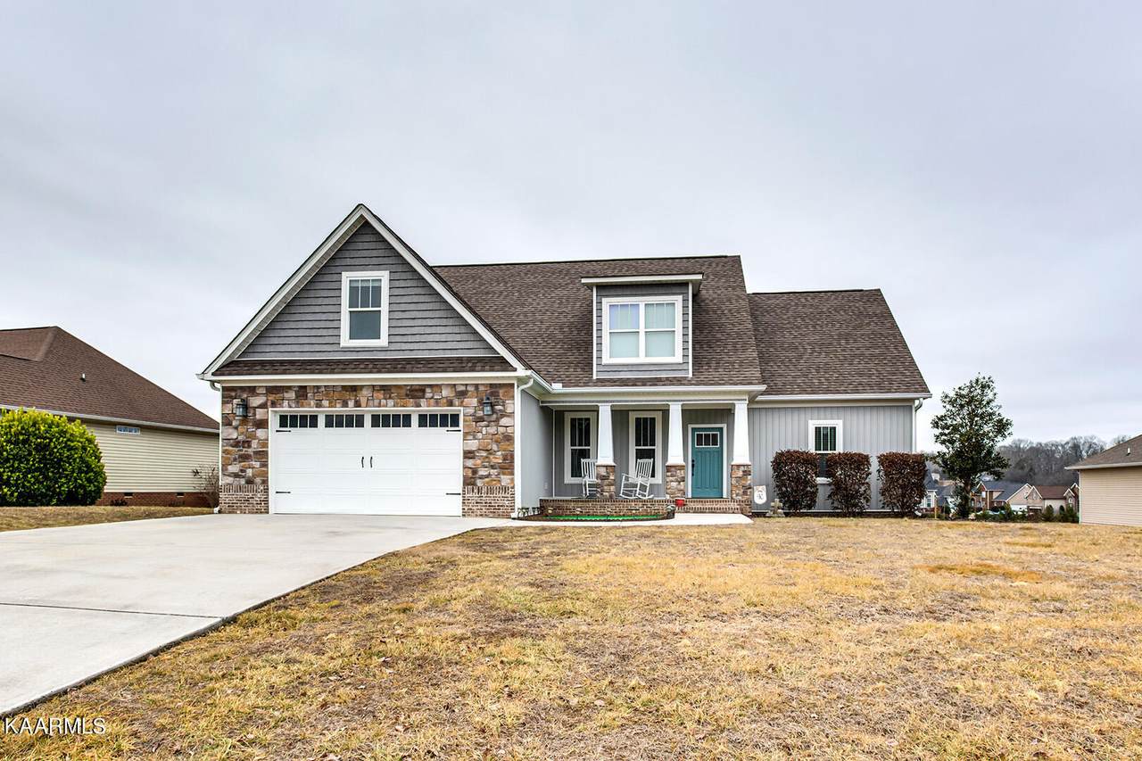 127 Gentle Mist Lane Ne - Photo 1