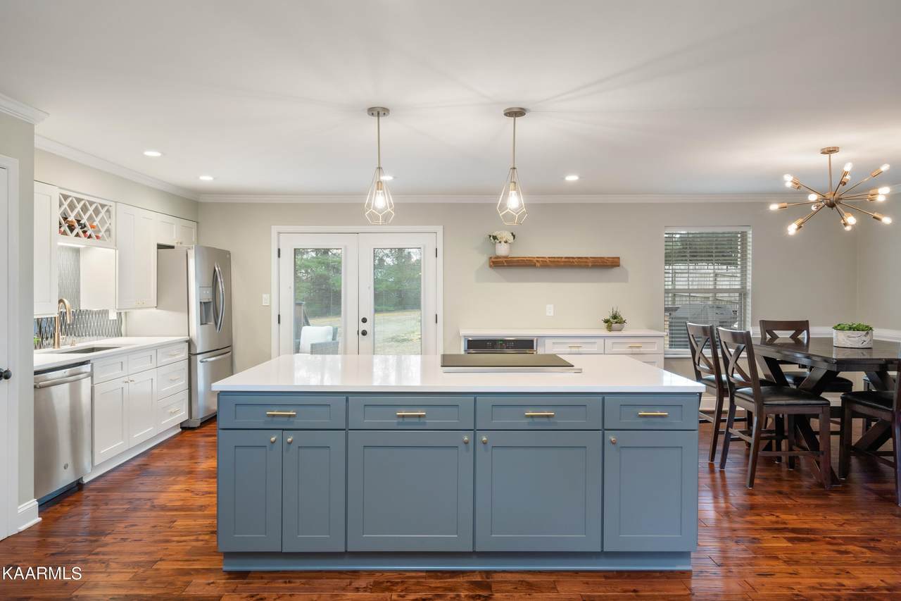 5606 Villa Rd - Photo 1